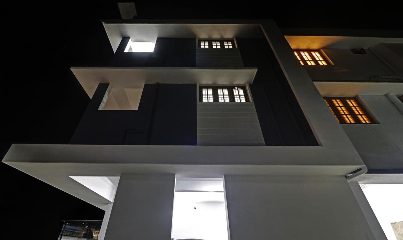 Itsy Hotels Palm Grove By D2V Kochi ภายนอก รูปภาพ